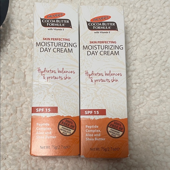 Brown Patterned sling bag with Skincare 8 piece Bundle - Picture 5 of 10